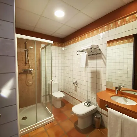 El Rastro - Palacio Duque De Tamames - Hotel 3*