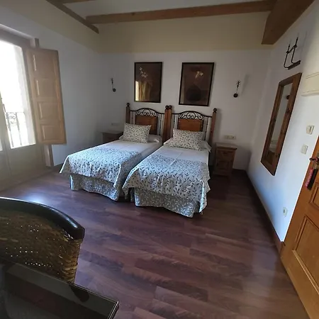 El Rastro - Palacio Duque De Tamames - Hotel
