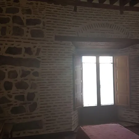 El Rastro - Palacio Duque De Tamames - Hotel Avila