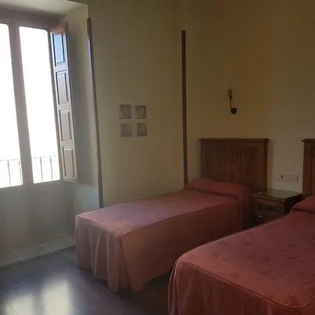 Hotel El Rastro - Palacio Duque De Tamames - Avila
