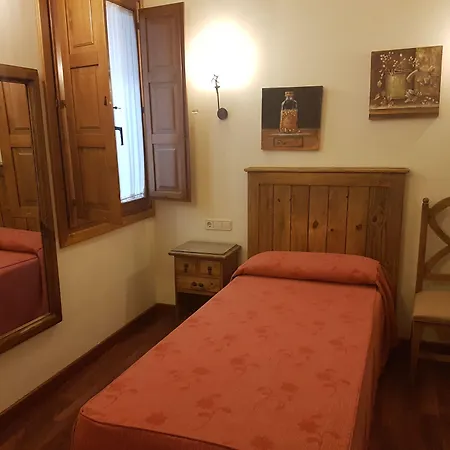 מלון El Rastro - Palacio Duque De Tamames - 3*