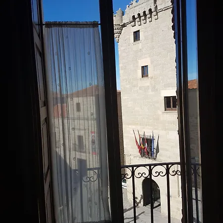 Hotel El Rastro - Palacio Duque De Tamames - Avila
