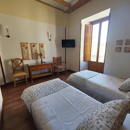 El Rastro - Palacio Duque De Tamames - 3* Ávila