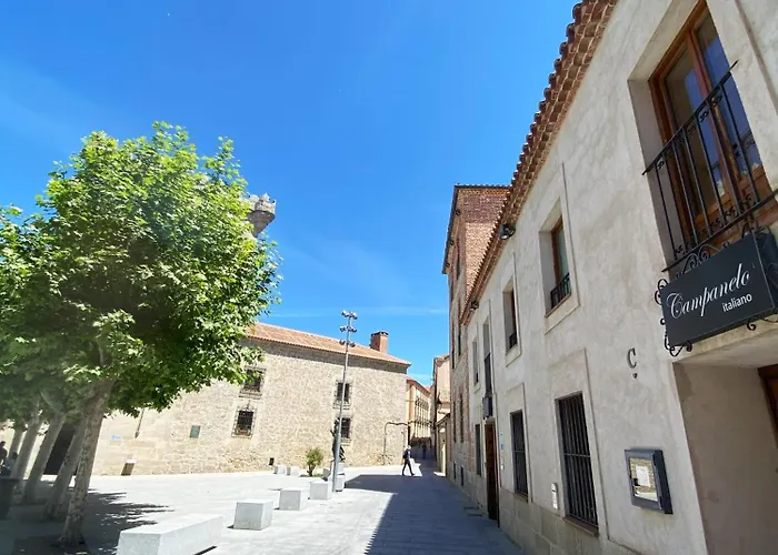 El Rastro - Palacio Duque De Tamames - 3*