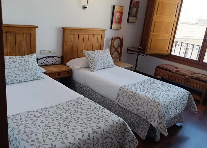 El Rastro - Palacio Duque De Tamames - Авила